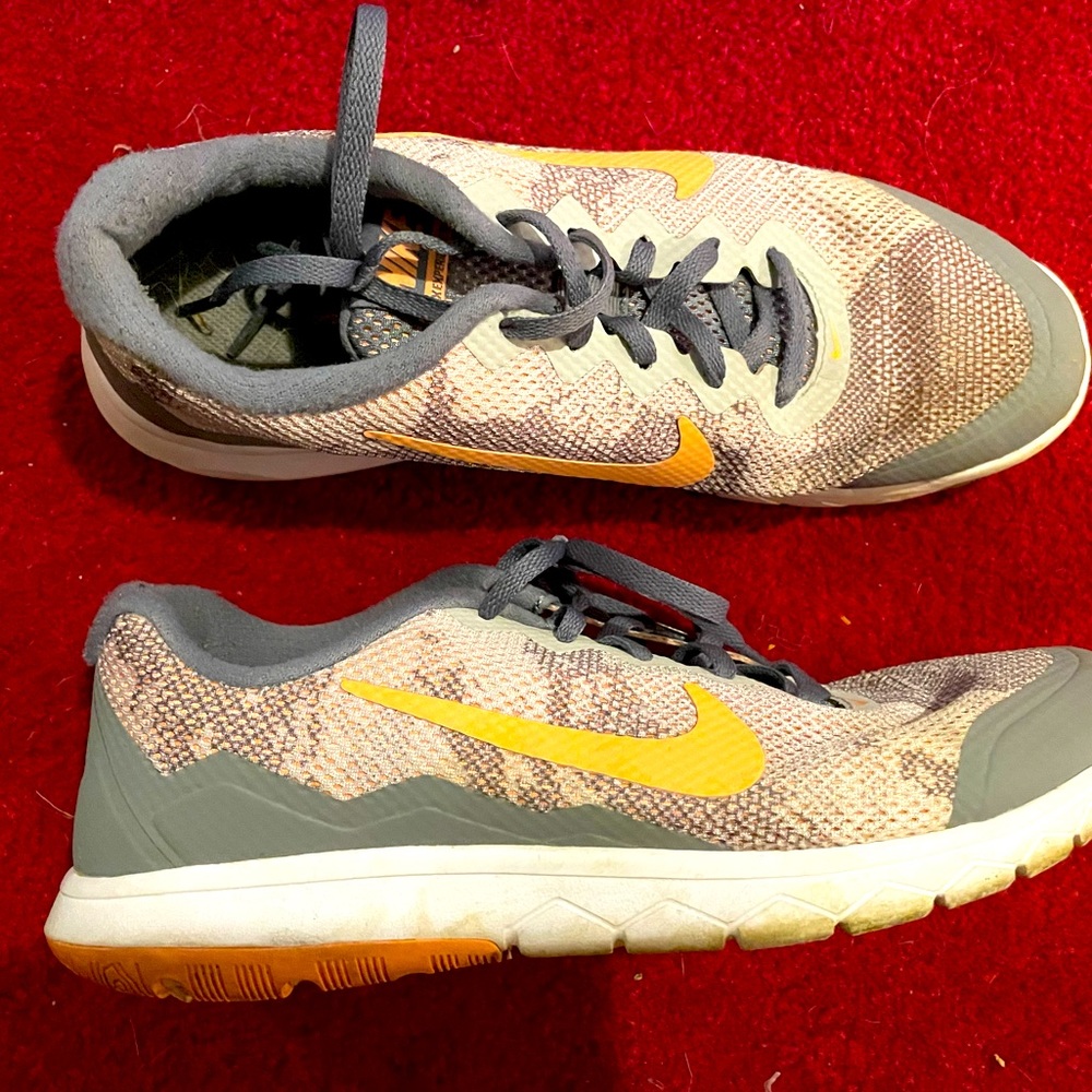 Bike running shoes